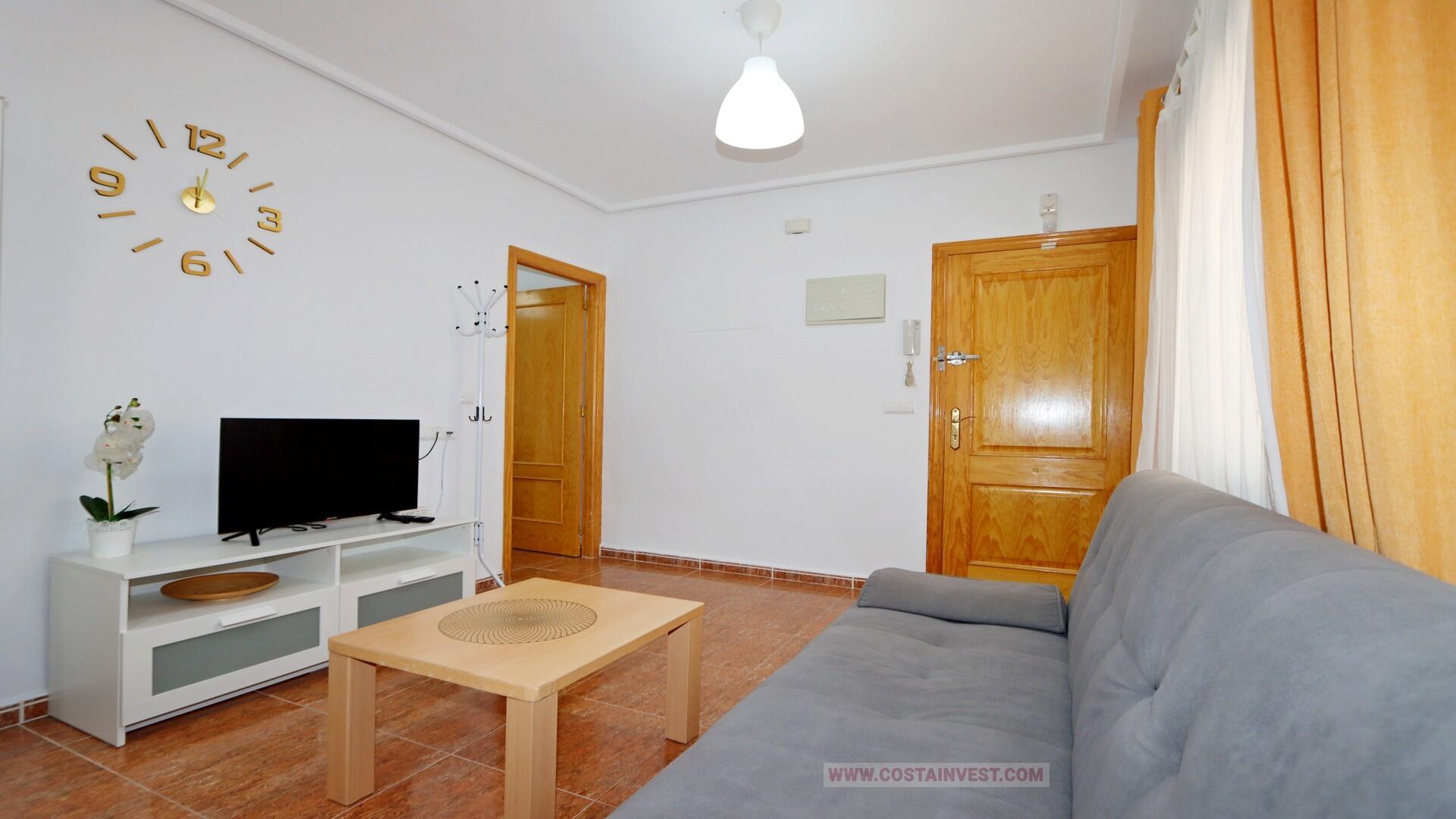 Apartamento -
                                Torrevieja -
                                2 dormitorios -
                                5 ocupantes